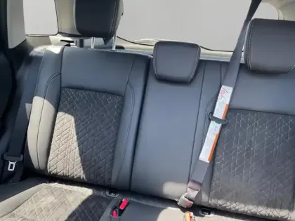 Photo 12 Suzuki Vitara  1.4 Boosterjet Hybrid 129ch Style