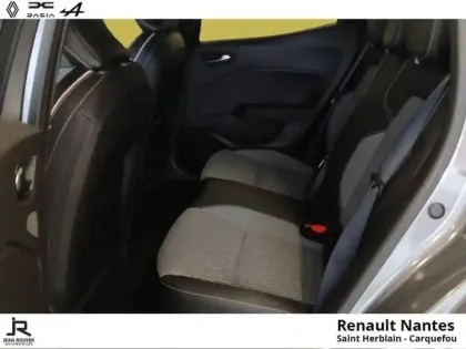 Photo 5 Renault Clio  1.6 E-Tech 145ch full hybrid Techno