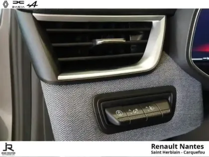 Photo 12 Renault Clio  1.6 E-Tech 145ch full hybrid Techno