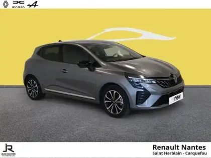 Photo 11 Renault Clio  1.6 E-Tech 145ch full hybrid Techno