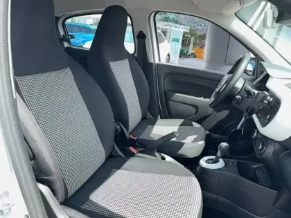 Photo 13 Renault Twingo  III Achat Intégral - 21