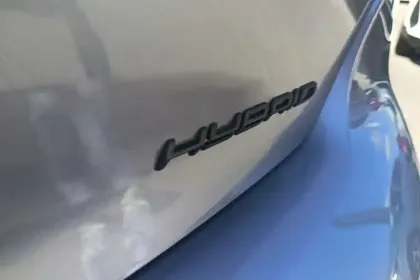 Photo 34 Peugeot 208  Hybrid 100 e-DCS6