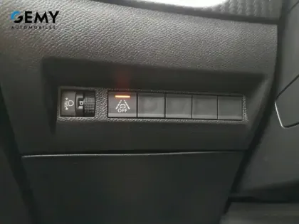 Photo 46 Peugeot 208  Electrique 50 kWh 136ch
