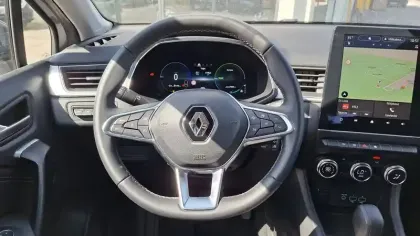 Photo 10 Renault Captur  E-Tech hybride 145