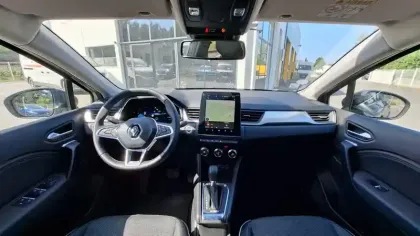 Photo 8 Renault Captur  E-Tech hybride 145