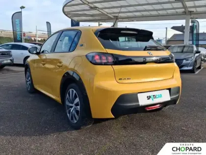 Photo 26 Peugeot 208  Electrique 50 kWh 136ch