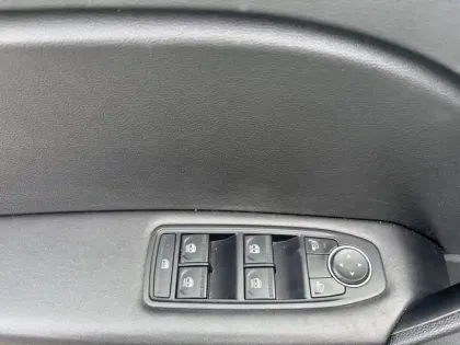 Photo 28 Renault Captur  E-Tech hybride 145
