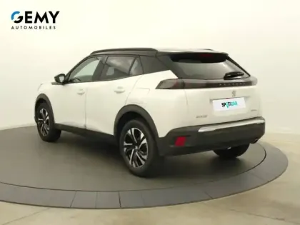 Photo 6 Peugeot 2008  BlueHDi 130 S&S EAT8