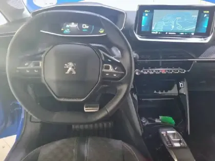 Photo 7 Peugeot 208  Electrique 50 kWh 136ch