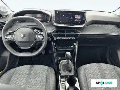 Photo 13 Peugeot 208  Hybrid 110 ch e-DCS6