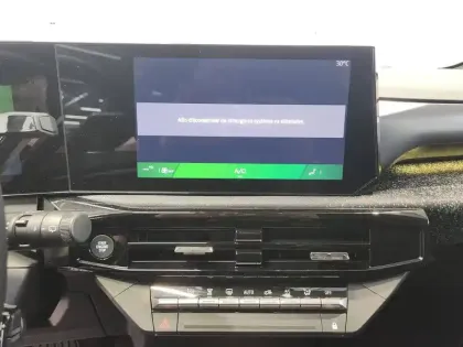 Photo 10 Renault Clio  E-Tech full hybrid 160 ch