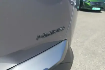 Photo 36 Peugeot 3008  Hybrid 136 e-DCS6