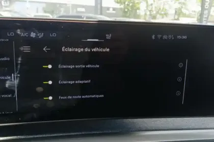 Photo 28 Peugeot 3008  Electrique 210 ch 73 kWh