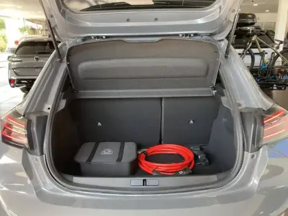 Photo 12 Peugeot 208  Electrique 136ch 50 kWh