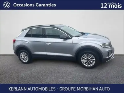Photo 24 Volkswagen T-roc 1.0 TSI 110 START/STOP BVM6
