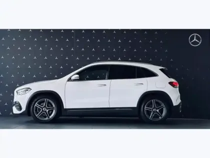 Photo 25 Mercedes GLA 220 d 4MATIC AMG Line