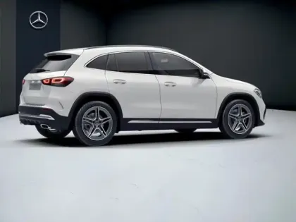 Photo 19 Mercedes GLA 220 d 4MATIC AMG Line