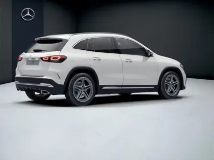 Photo 20 Mercedes GLA 220 d 4MATIC AMG Line