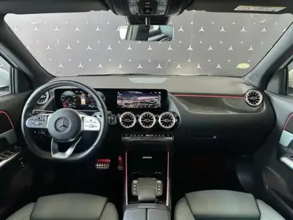 Photo 32 Mercedes GLA 220 d 4MATIC AMG Line