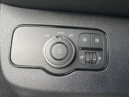 Photo 16 Mercedes Sprinter 317 CDI Fourgon 37S 12M3 L2H2 