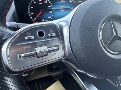 Photo 16 Mercedes GLA 200 d AMG Line