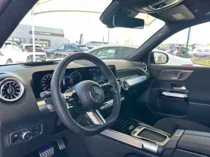 Photo 15 Mercedes GLB 200 d AMG Line