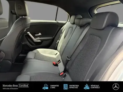 Photo 15 Mercedes Classe A A 180 d Progressive Line 