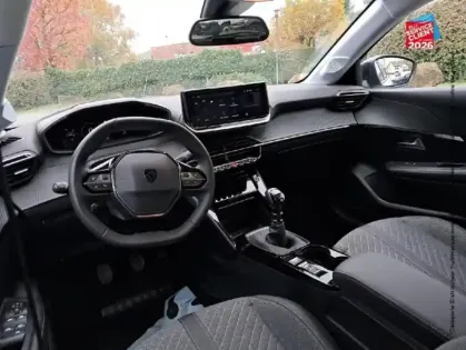 Photo 14 Peugeot 208  1.2 100ch S/S Allure Radar AV/AR Carplay