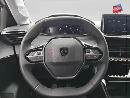 Photo 11 Peugeot 208  1.2 100ch S/S Allure Radar AV/AR Carplay