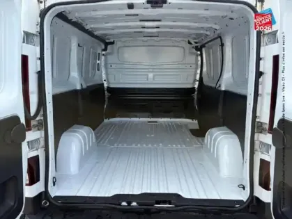 Photo 13 Renault Trafic  Fg E-TECH L1H1 52kWh AC22 Grand Confort