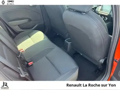 Photo 13 Renault Clio  1.6 E-Tech 145ch full hybrid Evolution - 25
