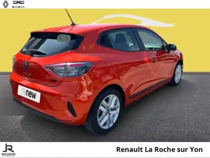 Photo 11 Renault Clio  1.6 E-Tech 145ch full hybrid Evolution - 25