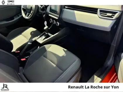 Photo 14 Renault Clio  1.6 E-Tech 145ch full hybrid Evolution - 25
