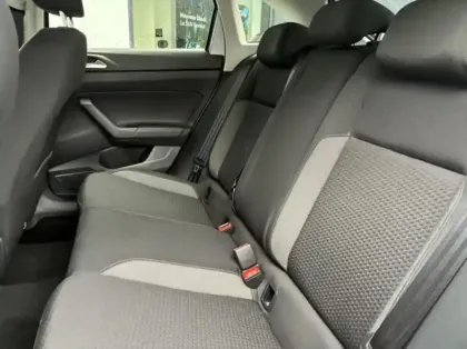 Photo 7 Volkswagen Taigo  1.0 TSI 116ch VW Edition DSG7