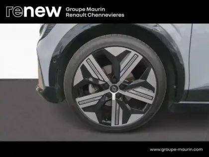 Photo 11 Renault Megane  E-Tech Electric EV60 220ch Iconic super charge -B