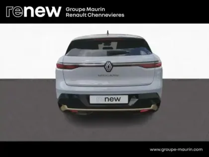 Photo 5 Renault Megane  E-Tech Electric EV60 220ch Iconic super charge -B