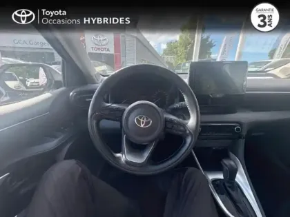 Photo 8 Toyota Yaris  116h Dynamic 5p MC24