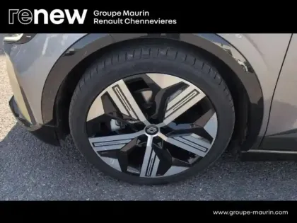 Photo 9 Renault Megane  E-Tech Electric EV60 220ch Iconic super charge -B