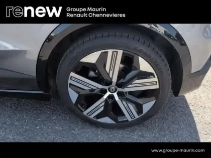 Photo 8 Renault Megane  E-Tech Electric EV60 220ch Iconic super charge -B