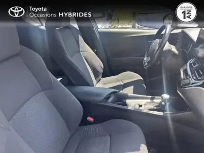 Photo 5 Toyota C-HR  122h Dynamic 2WD E-CVT