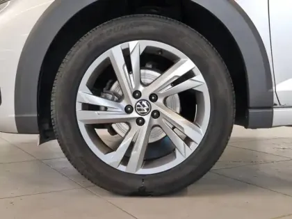 Photo 9 Volkswagen Taigo  1.5 TSI 150ch R-Line DSG7