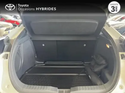 Photo 9 Toyota C-HR  2.0 Hybride 200ch Collection NG23
