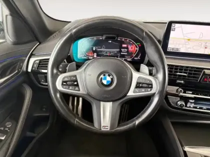 Photo 6 BMW Serie 5 Série 5 Touring 530dA xDrive 286ch M Sport Steptronic