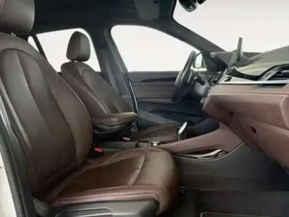 Photo 13 BMW X1  sDrive18dA 150ch xLine
