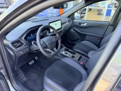 Photo 9 Ford Kuga  2.5 Duratec 180ch Hybrid FlexiFuel ST-Line X Powershift