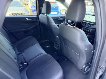 Photo 11 Ford Kuga  2.5 Duratec 180ch Hybrid FlexiFuel ST-Line X Powershift
