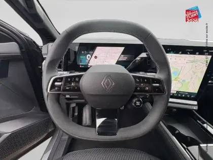 Photo 11 Renault Austral  1.2 E-Tech full hybrid 200ch esprit Alpine - 26