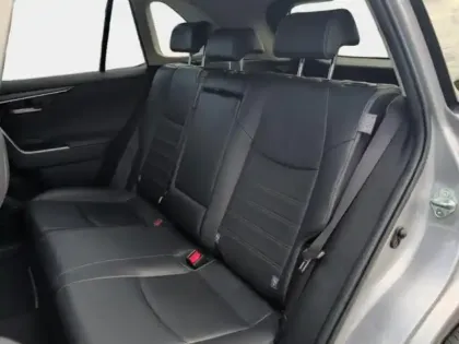 Photo 11 Toyota Rav4  Hybride 218ch Première Edition 2WD