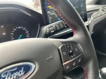 Photo 15 Ford Focus  SW 1.0 EcoBoost mHEV 125ch ST-Line X