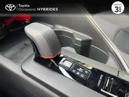 Photo 11 Toyota C-HR  2.0 Hybride 200ch Design MY25
